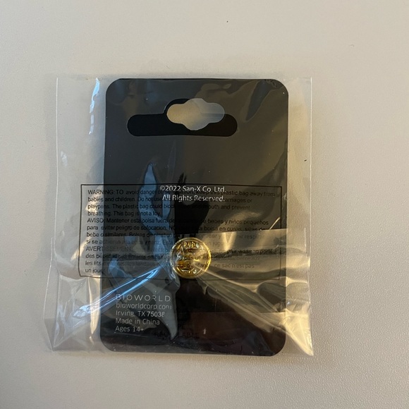 Mamegoma Enamel Pin - Picture 2 of 2